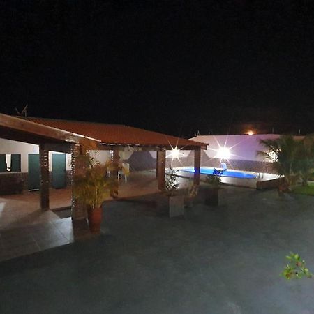 Rancho California - Dentro Da Cidade Perto De Tudo. Espirito Santo do Turvo Kültér fotó